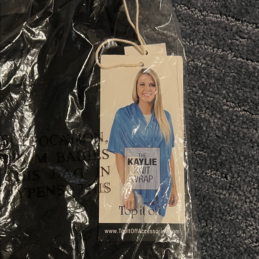 Kaylie Knit Wrap in Black